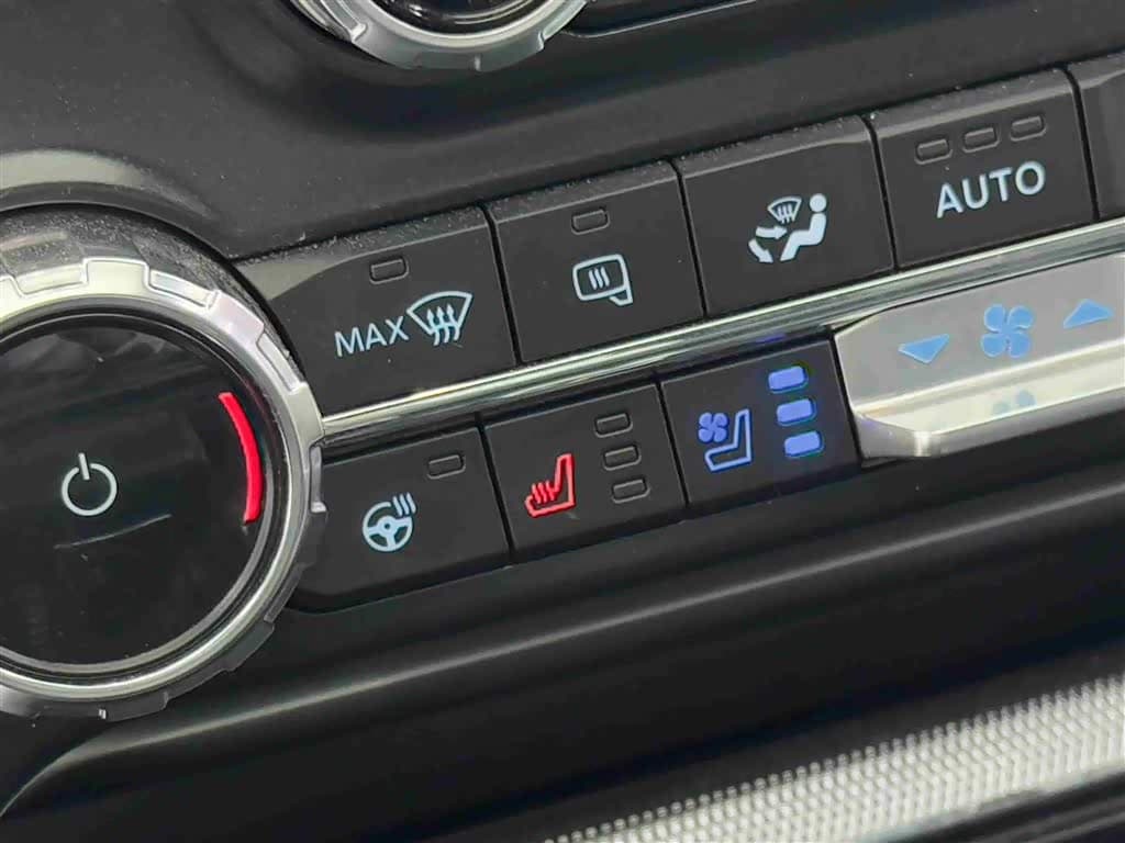 Ford F-150 Raptor 2023 — Фото 16/20