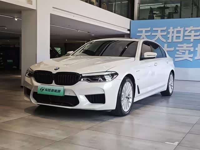 BMW 5 Series New Energy 2020 — Фото 1/9