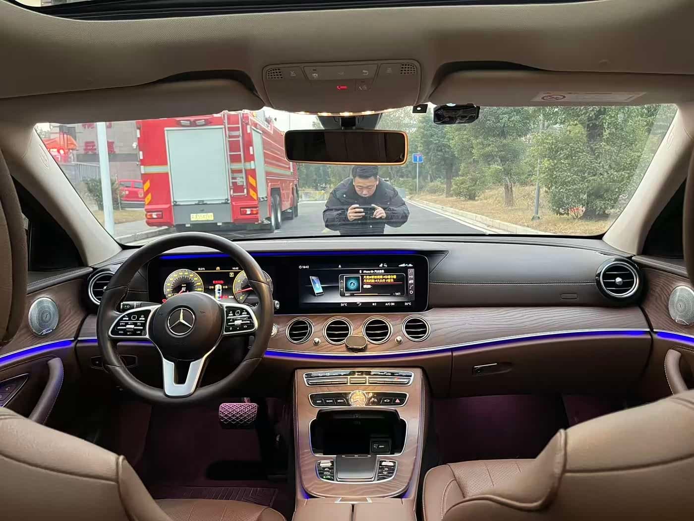 Mercedes-Benz E-Class 2020 — Фото 5/10