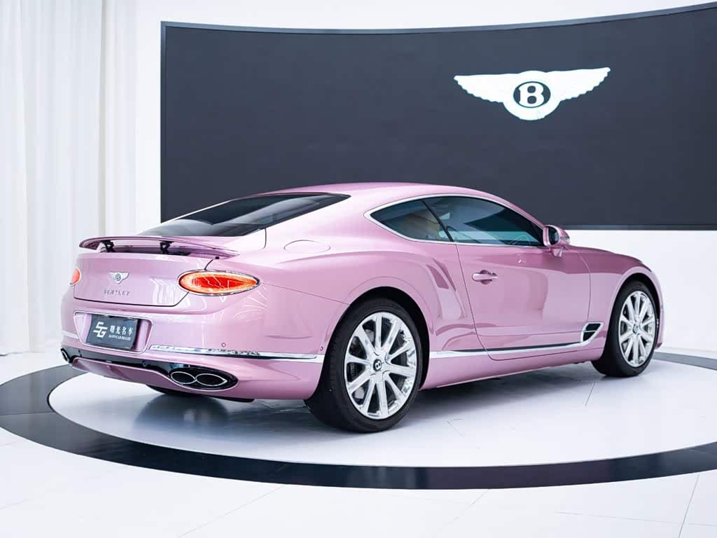 Bentley Continental 2021 — Фото 4/20