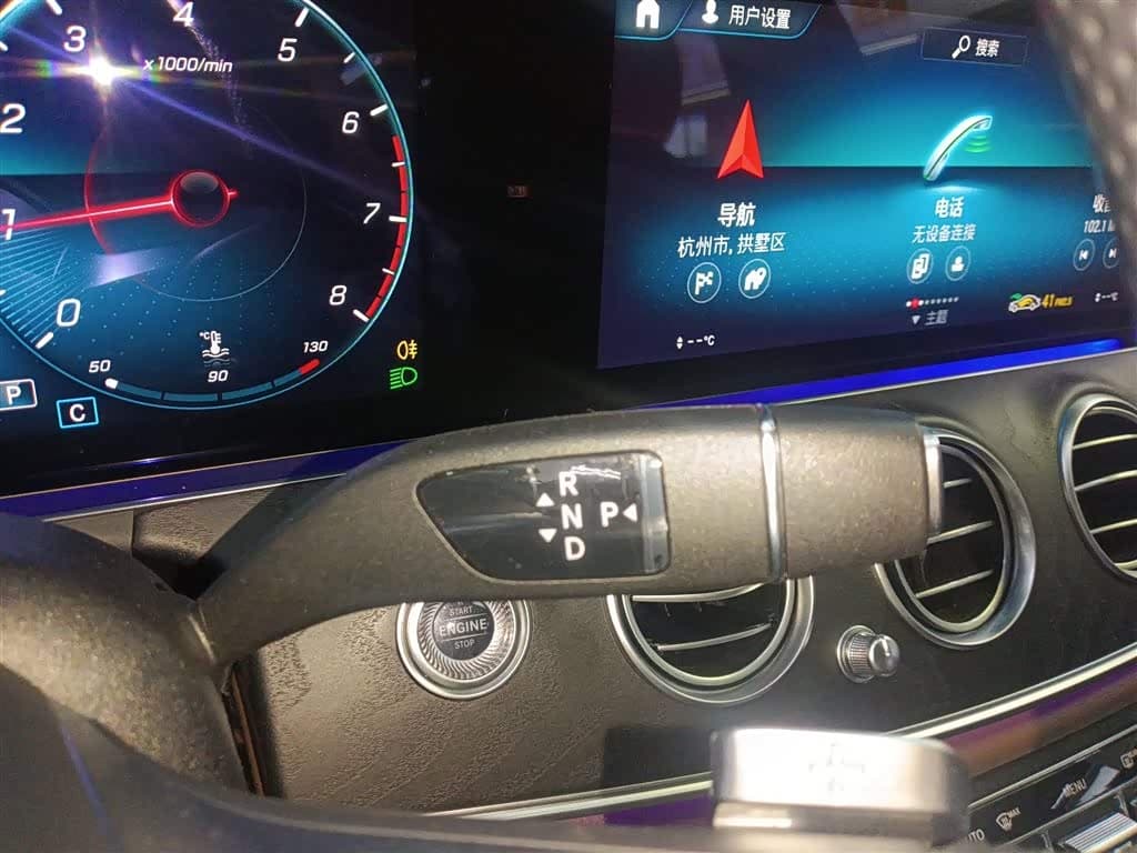 Mercedes-Benz E-Class 2023 — Фото 13/20