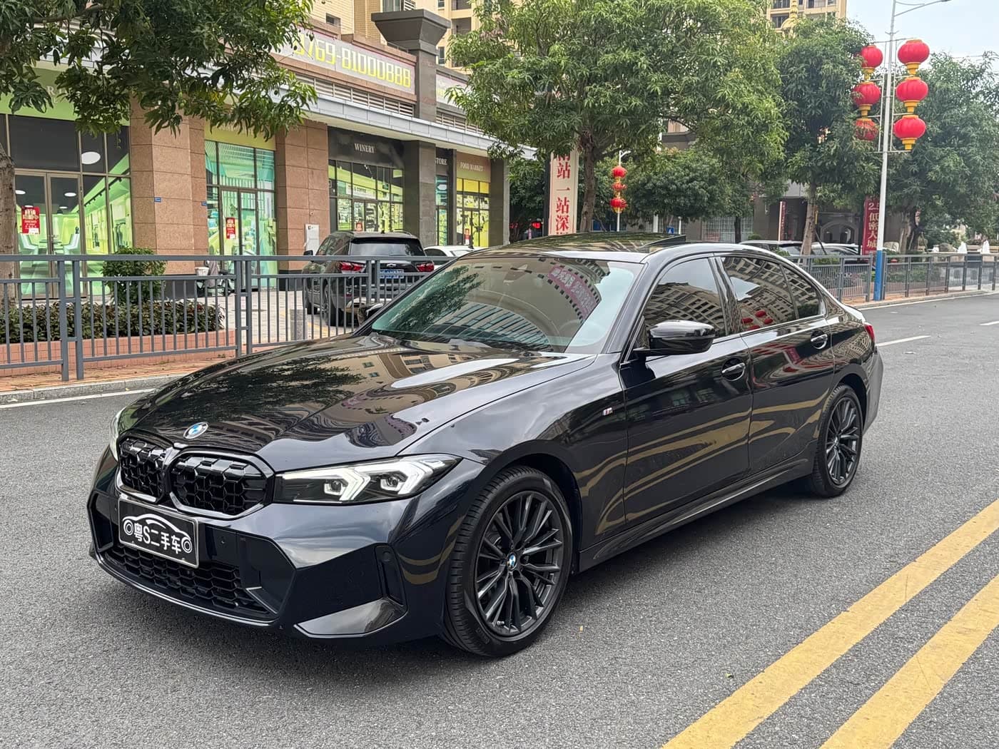 BMW 3 Series 2023 — Фото 1/18