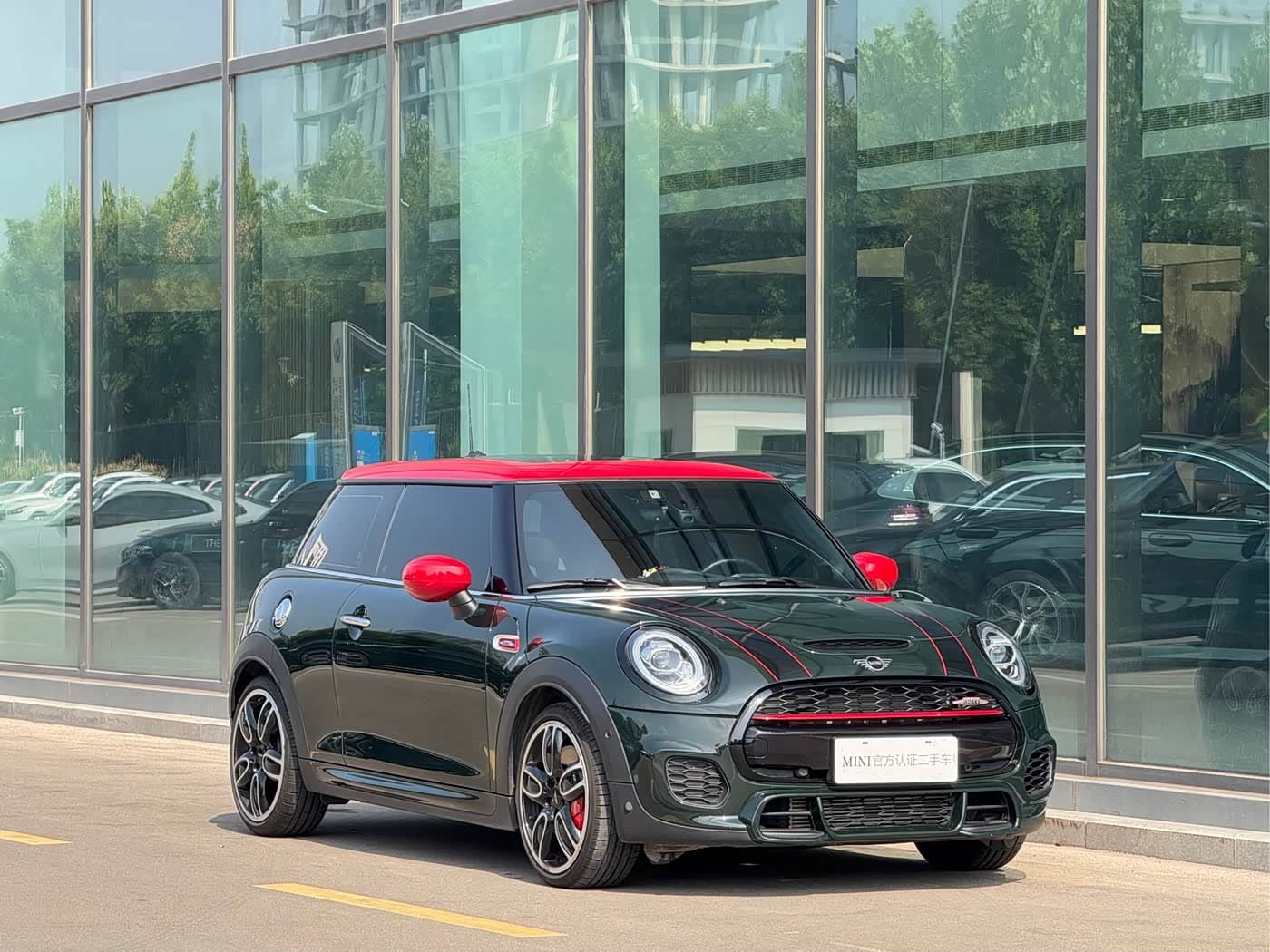 MINI JCW 2021 — Фото 2/20