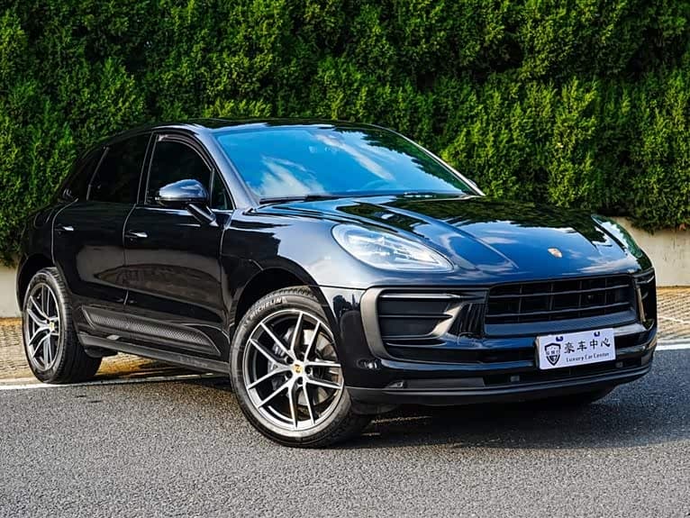 Porsche Macan 2025 — Фото 3/13
