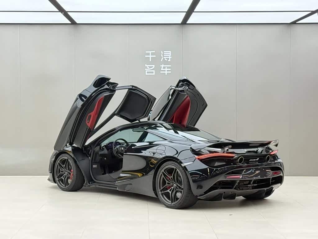 McLaren 720S 2019 — Фото 13/14