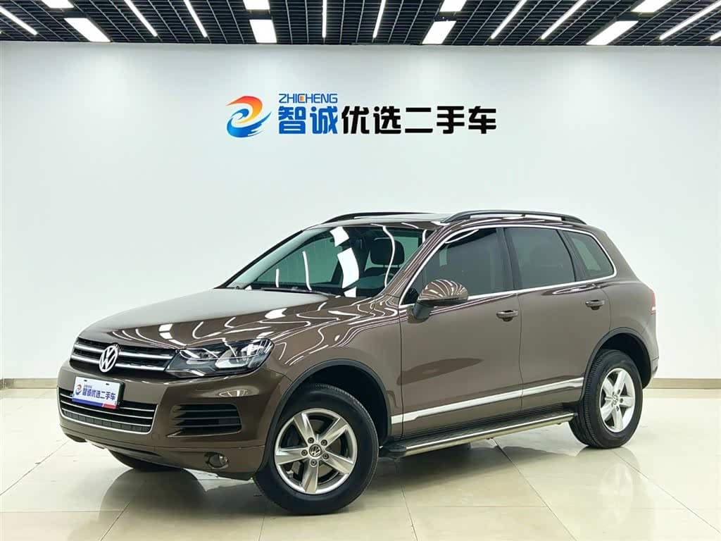 Volkswagen Touareg 2014 — Фото 1/20