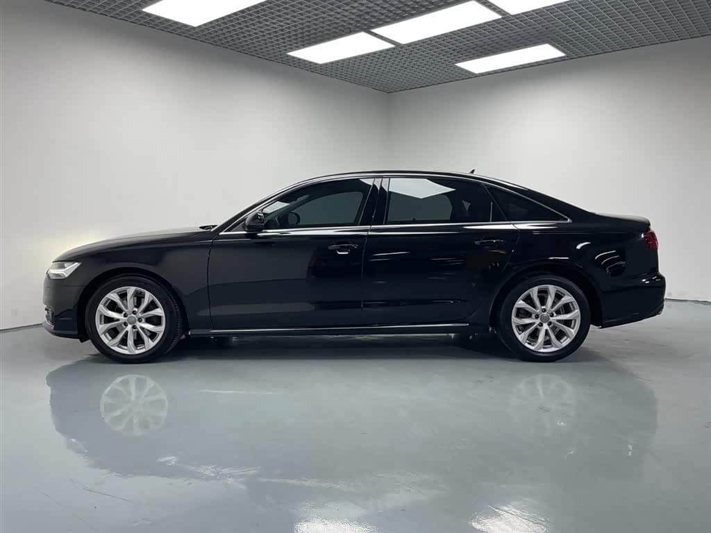 Audi A6L 2017 — Фото 8/20