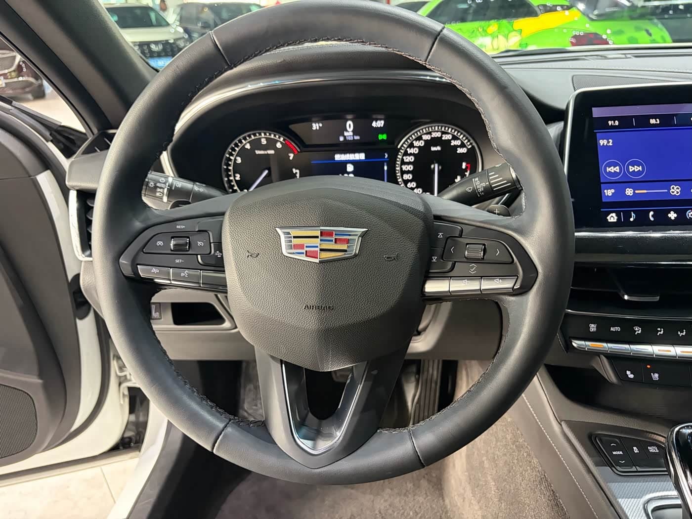 Cadillac CT5 2023 — Фото 15/19