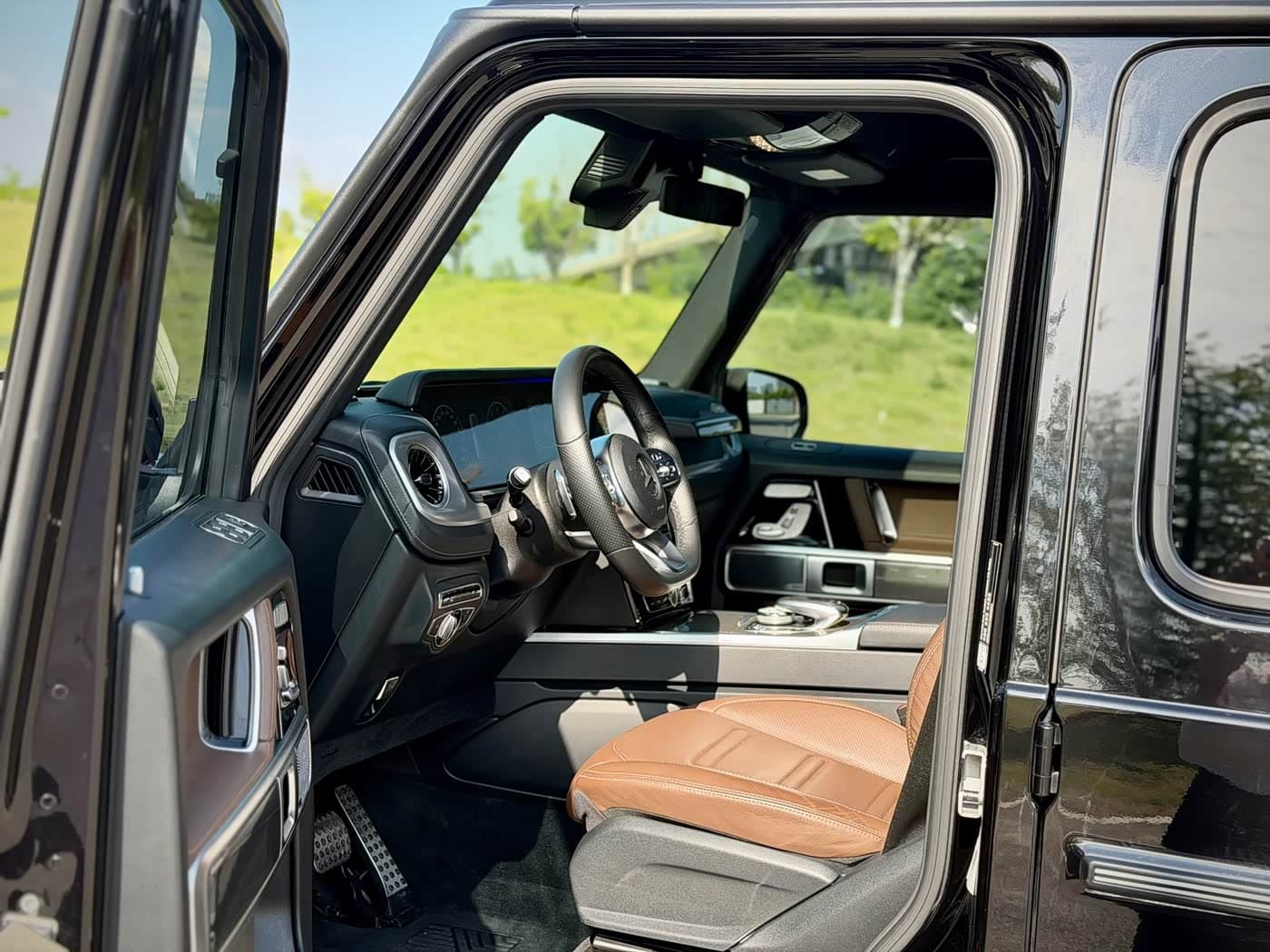 Mercedes-Benz G-Class 2019 — Фото 10/20