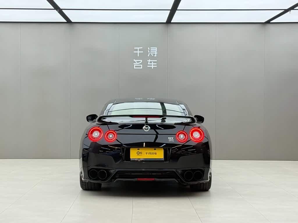 Nissan GT-R 2014 — Фото 15/15