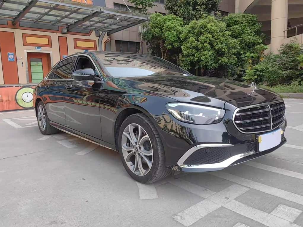 Mercedes-Benz E-Class 2022 — Фото 3/19