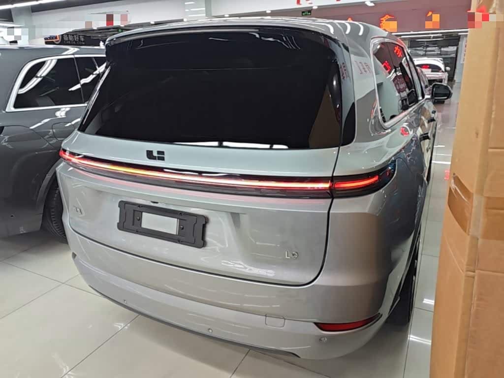 Li Auto Li Xiang L9 2023 — Фото 7/20