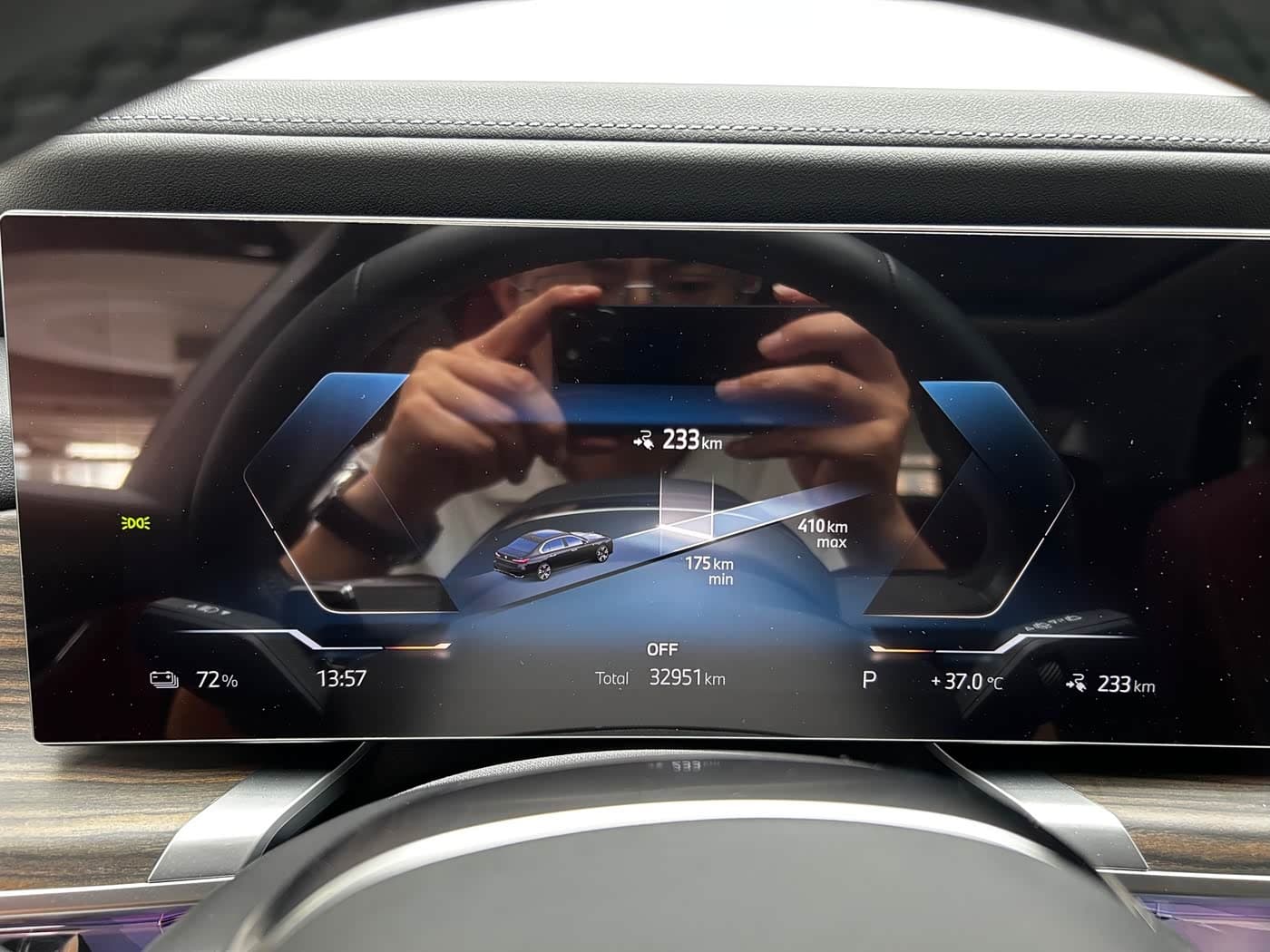 BMW i7 2023 — Фото 9/20