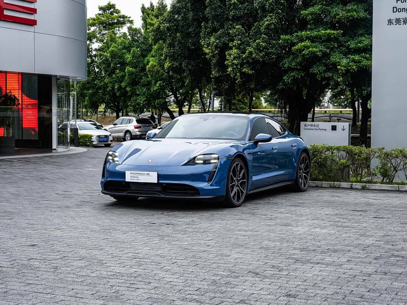 Porsche Taycan, 2023