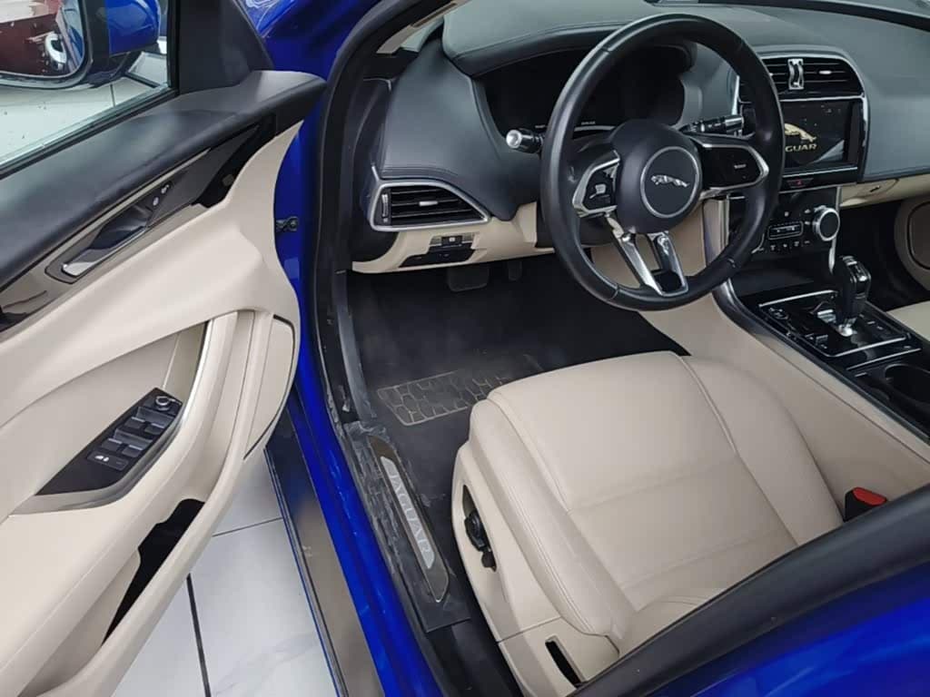 Jaguar XEL 2021 — Фото 16/20