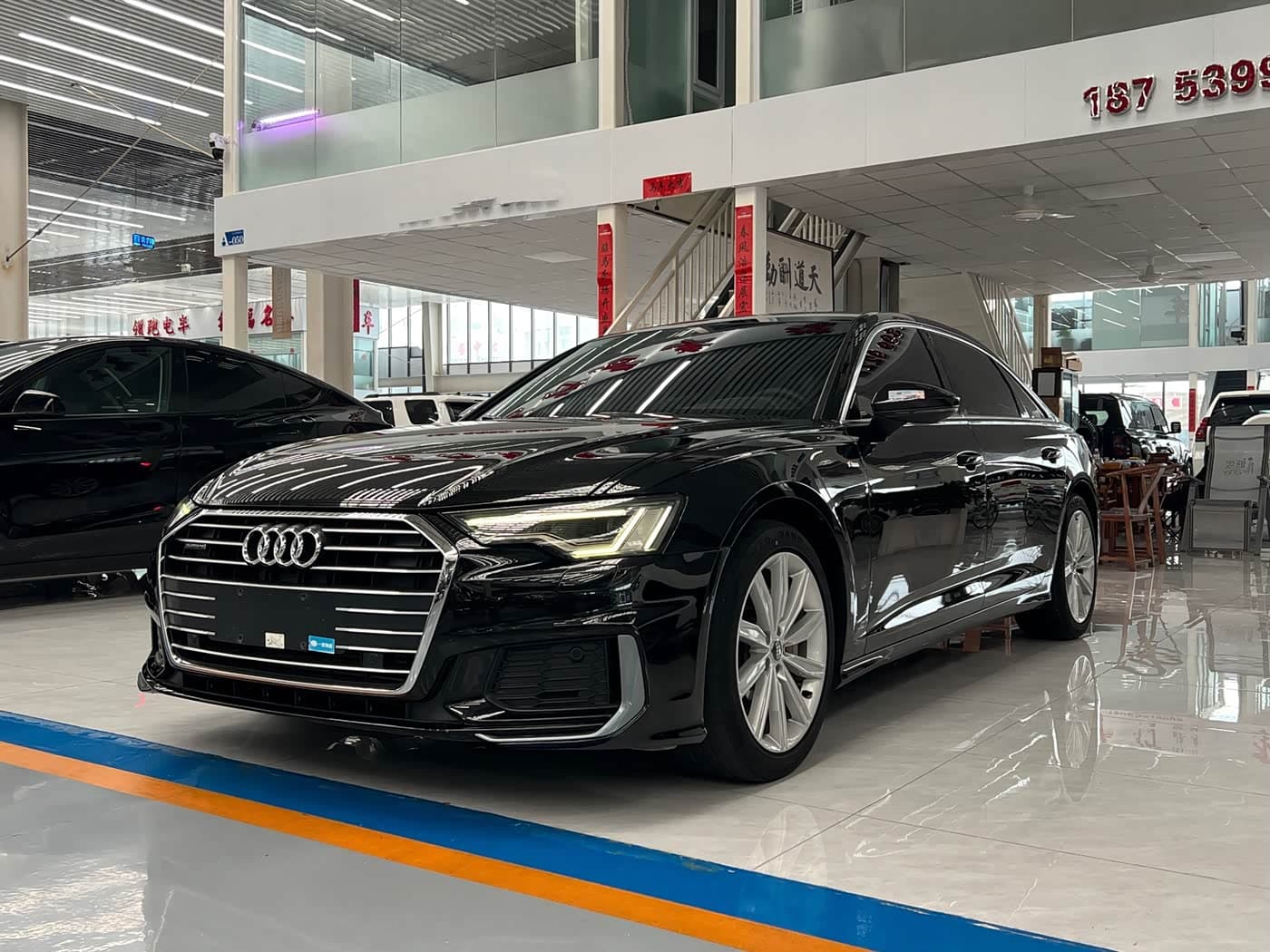 Audi A6L 2020 — Фото 1/14