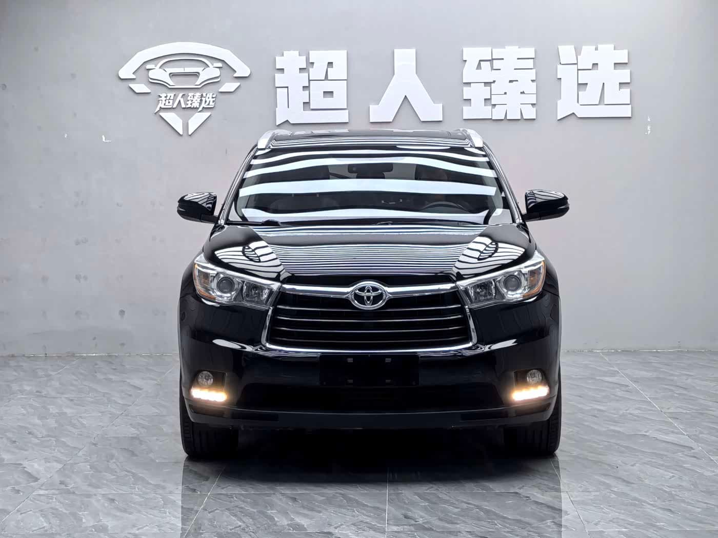 Toyota Highlander 2016 — Фото 2/16
