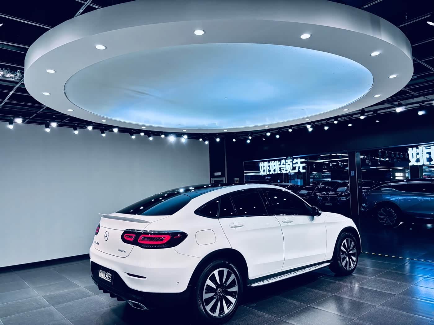 Mercedes-Benz GLC Coupe 2020 — Фото 3/14