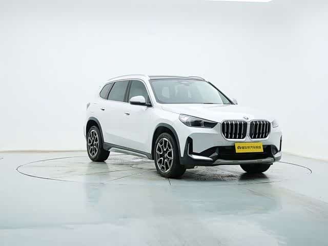 BMW X1 2024 — Фото 2/20