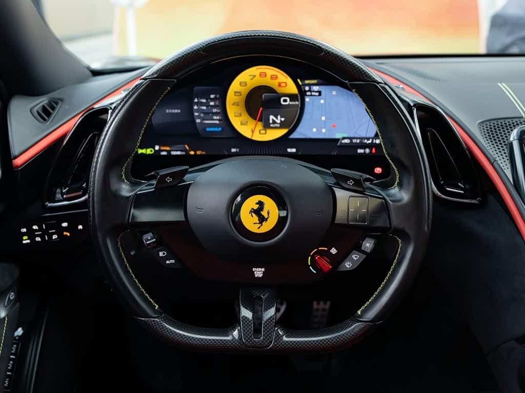 Ferrari Roma 2021 — Фото 11/20