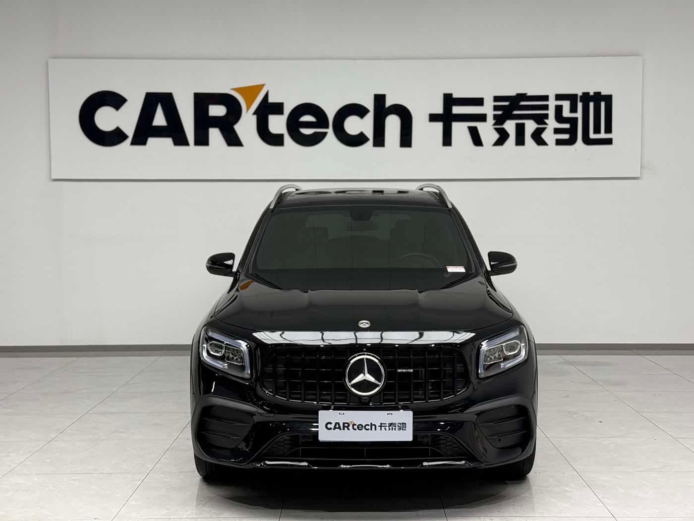 Mercedes-Benz GLB 2022 — Фото 2/17