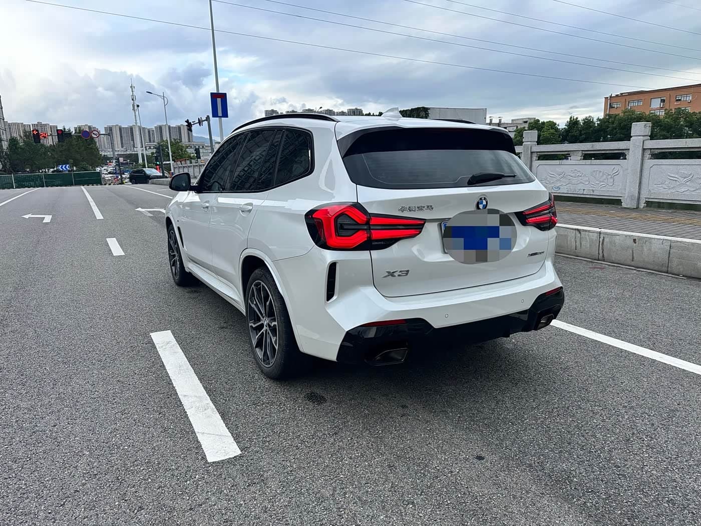 BMW X3 2022 — Фото 10/11