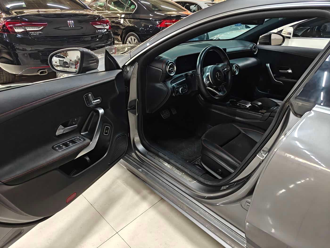 Mercedes-Benz CLA 2021 — Фото 3/5