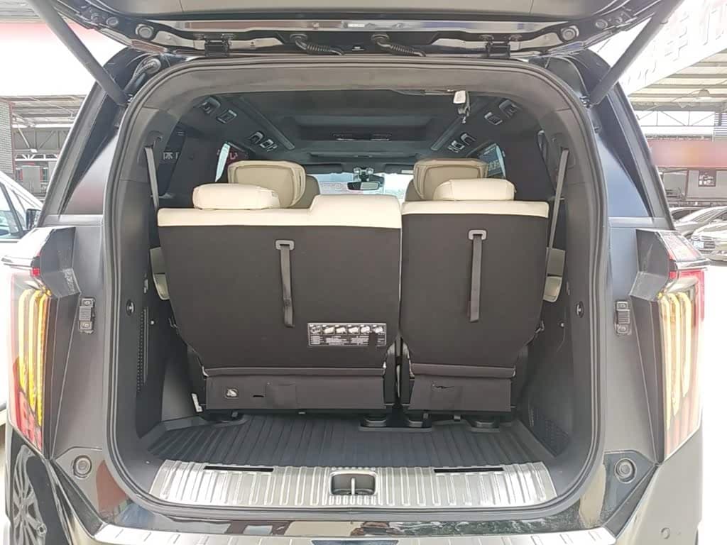 GAC Trumpchi Trumpchi M8 2023 — Фото 19/20