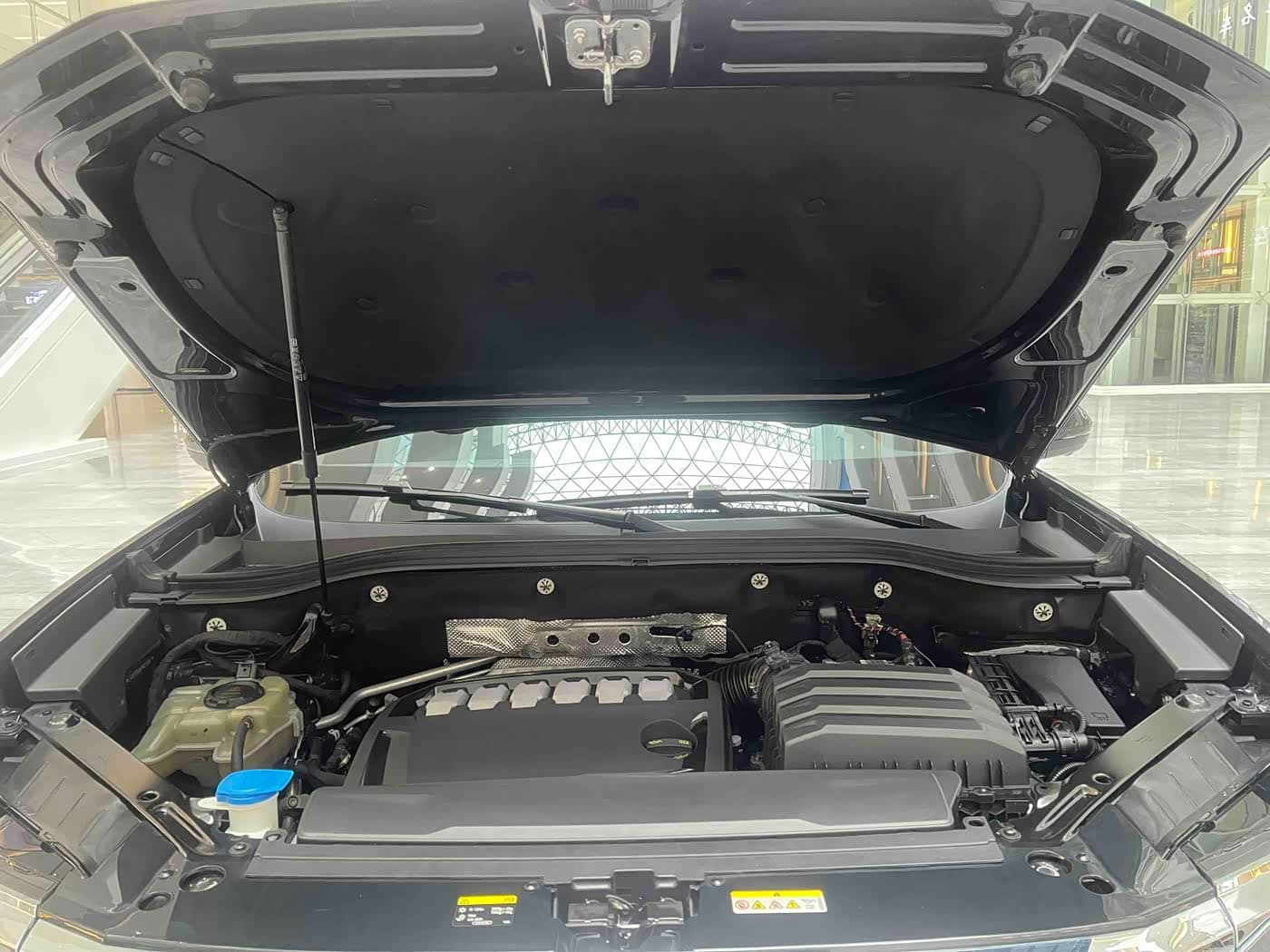 Volkswagen Teramont 2023 — Фото 10/15