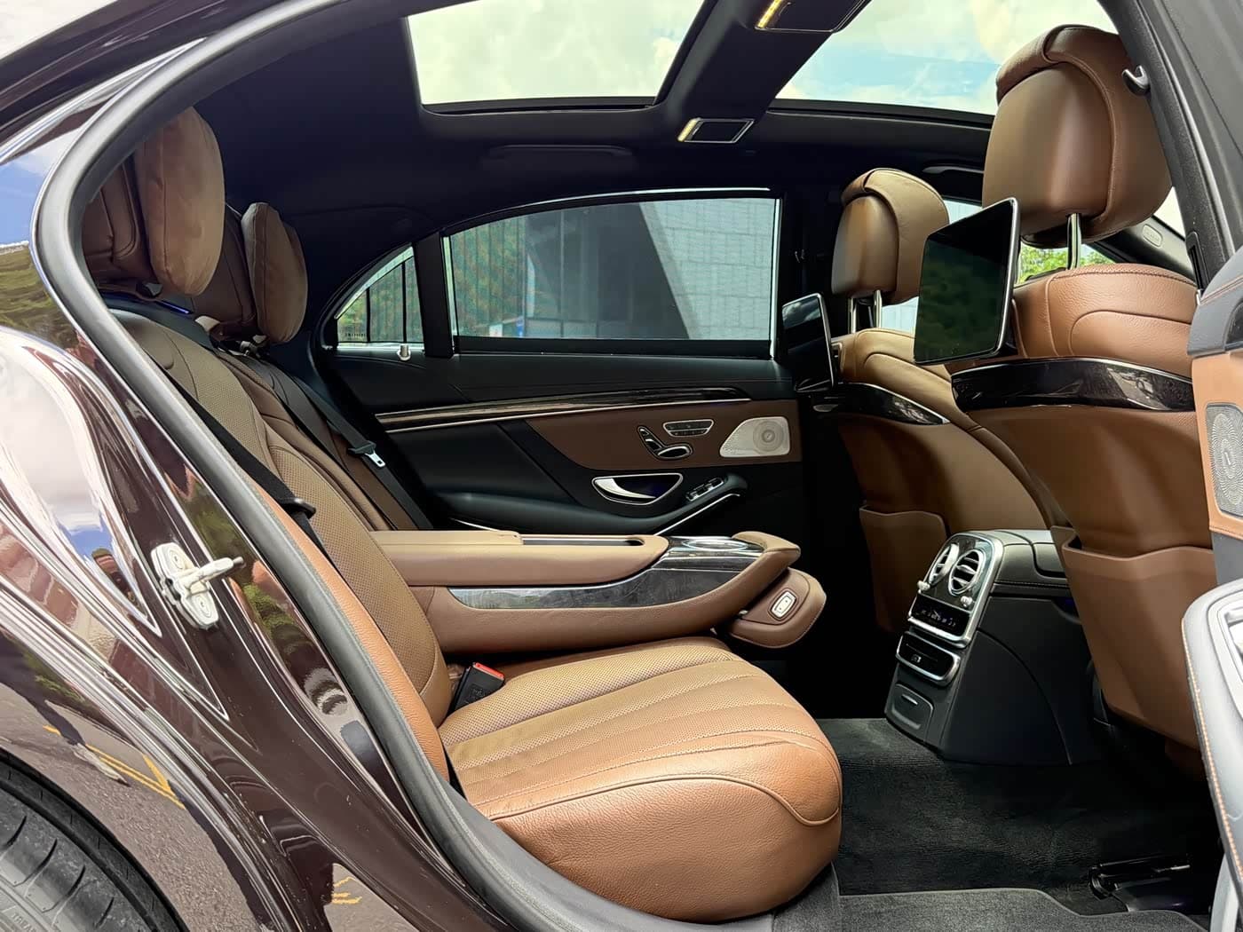 Mercedes-Benz S-Class 2017 — Фото 12/20