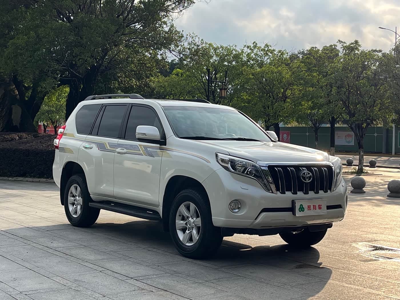 Toyota Prado 2016 — Фото 3/20