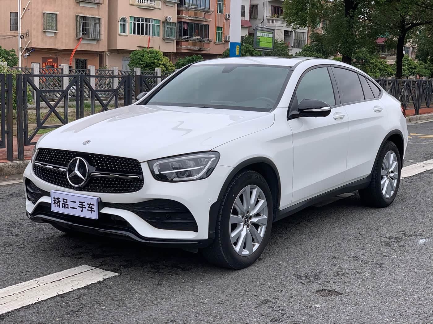 Mercedes-Benz GLC Coupe 2020 — Фото 1/20