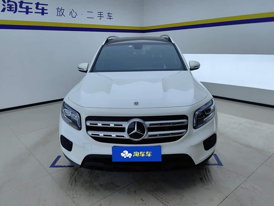 Mercedes-Benz GLB 2023 — Фото 2/16
