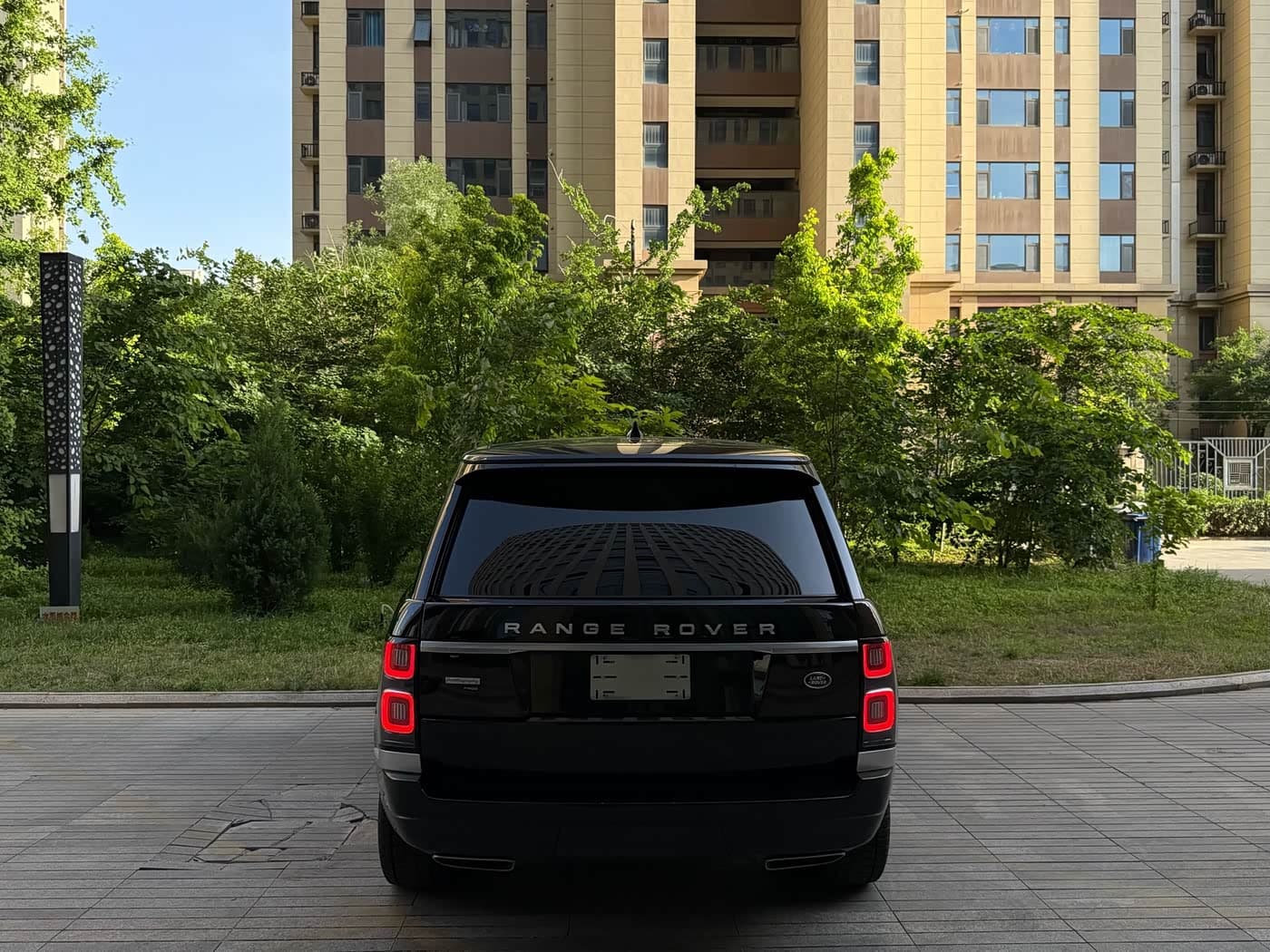 Land Rover Range Rover 2022 — Фото 6/16