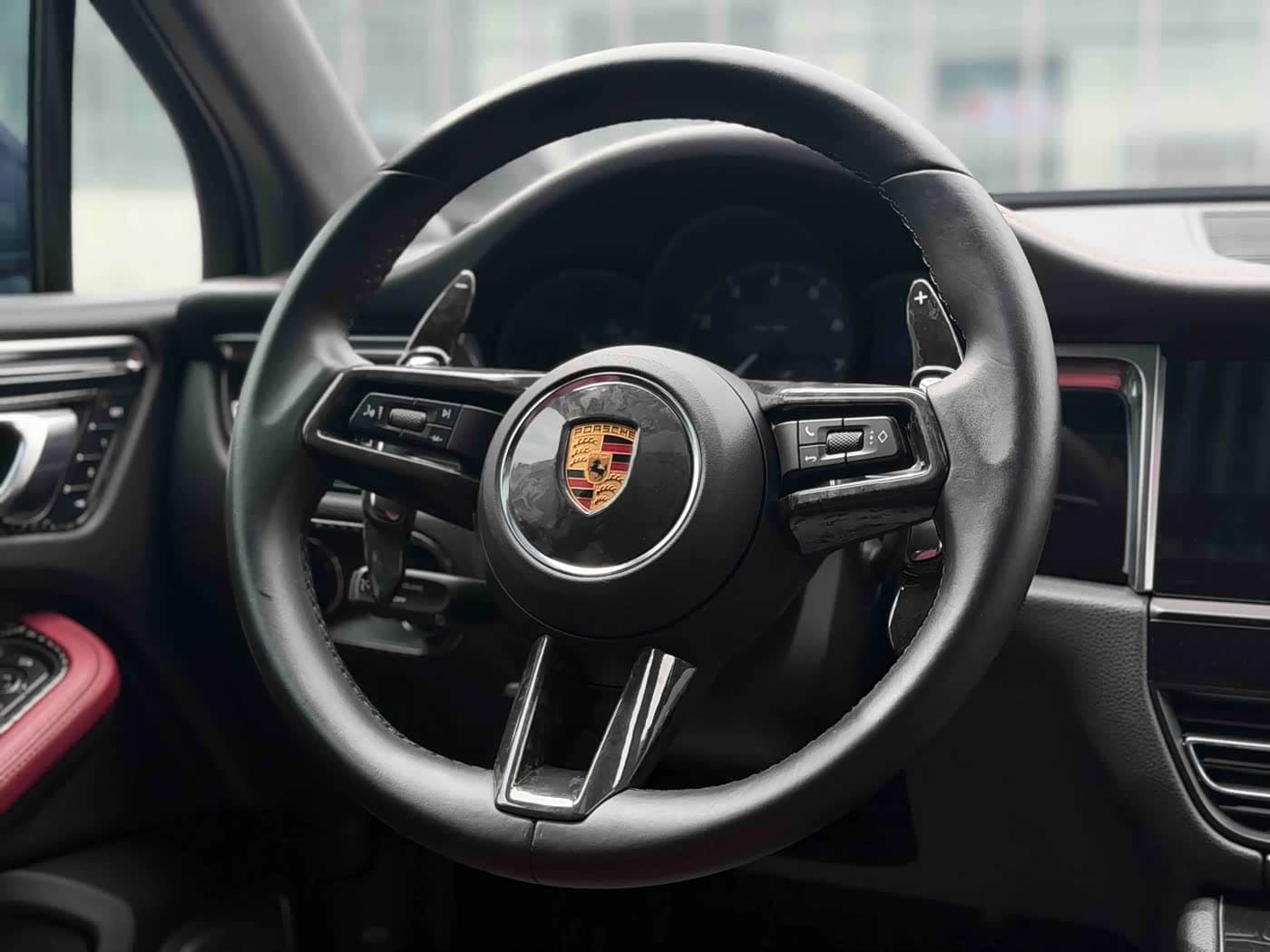 Porsche Macan 2022 — Фото 10/16