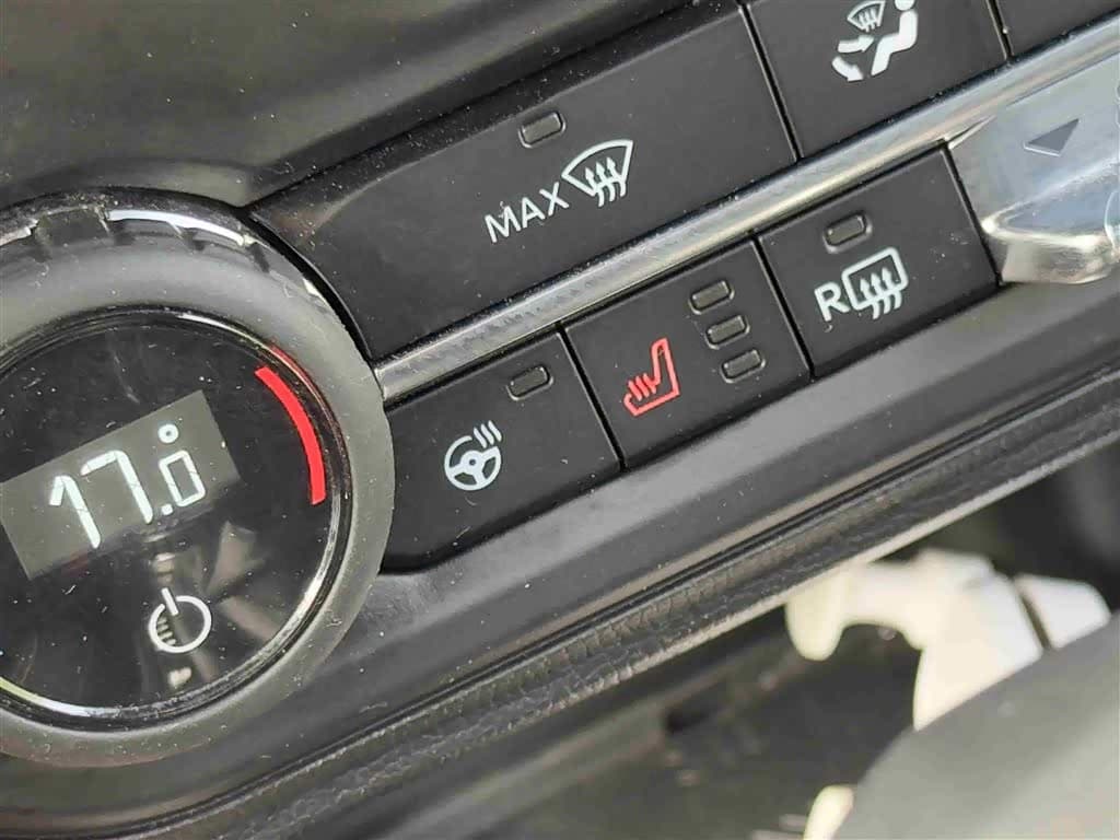 Ford Bronco 2024 — Фото 15/20