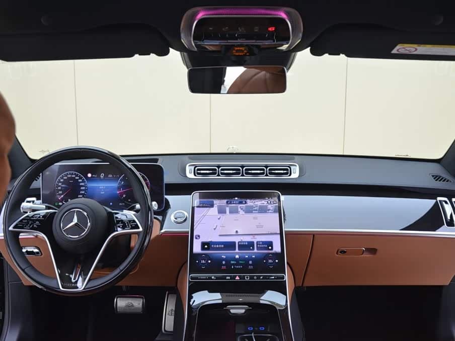 Mercedes-Benz Maybach S-Class 2026 — Фото 15/16