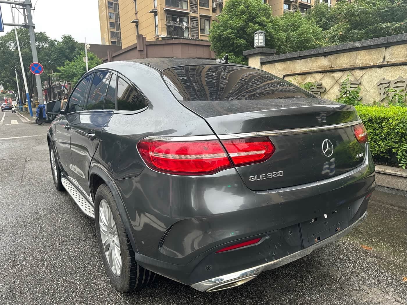Mercedes-Benz GLE Coupe 2017 — Фото 7/20