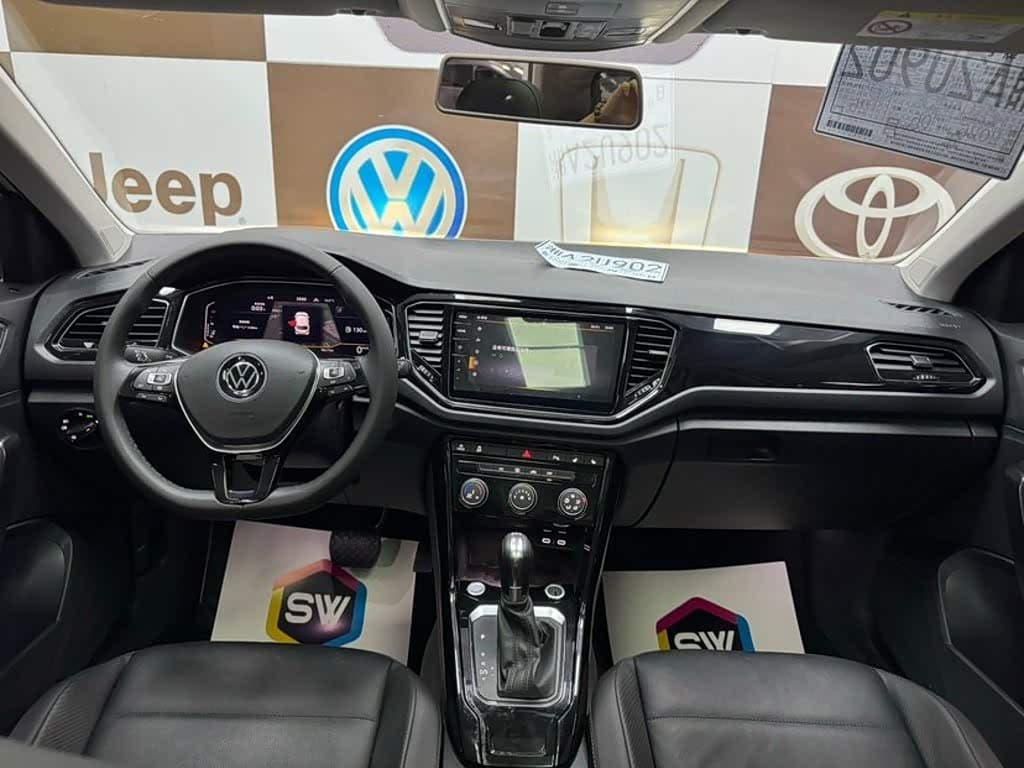 Volkswagen T-ROC 2023 — Фото 9/20