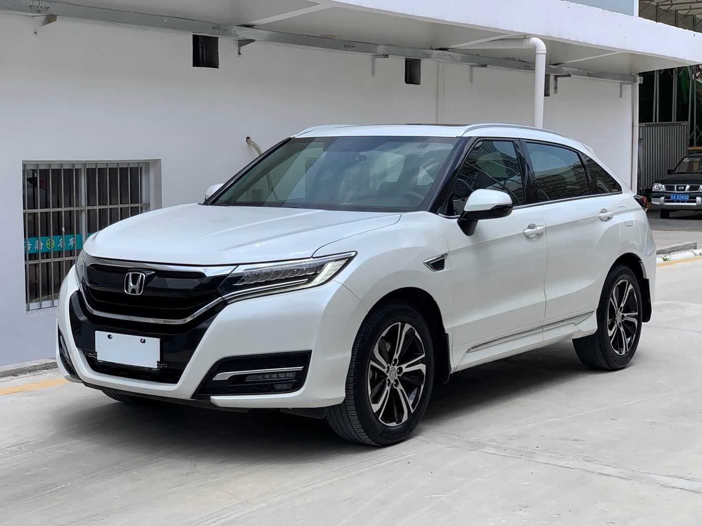 Honda UR-V 2018 — Фото 1/17