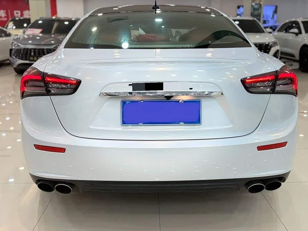 Maserati Ghibli 2014 — Фото 16/20