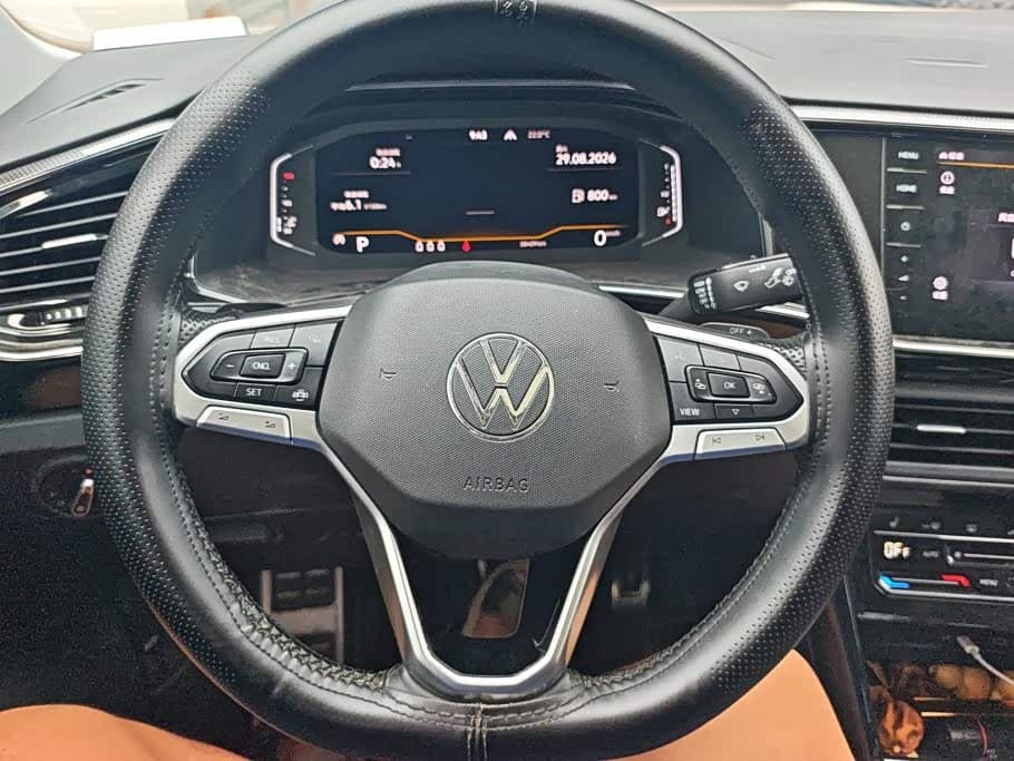 Volkswagen Tayron X 2022 — Фото 15/16
