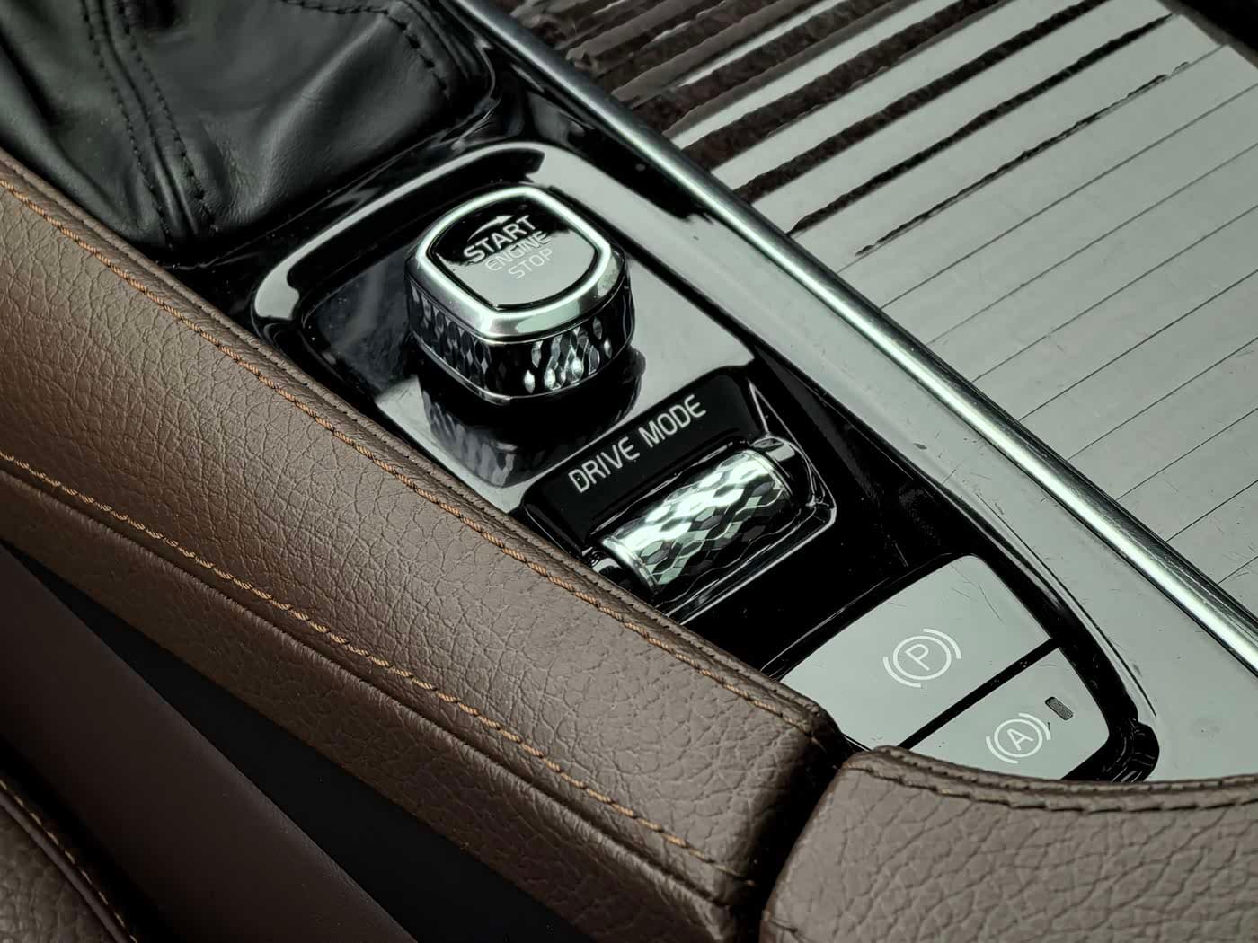 Volvo S90 2017 — Фото 15/20