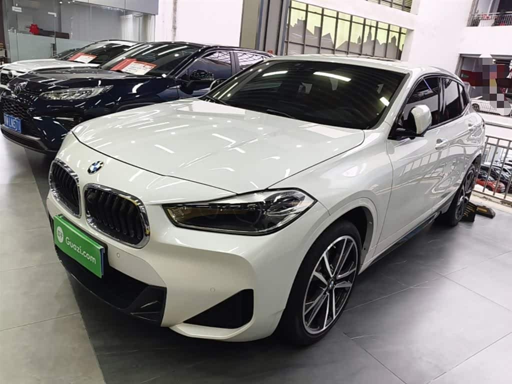 BMW X2 2021 — Фото 1/20