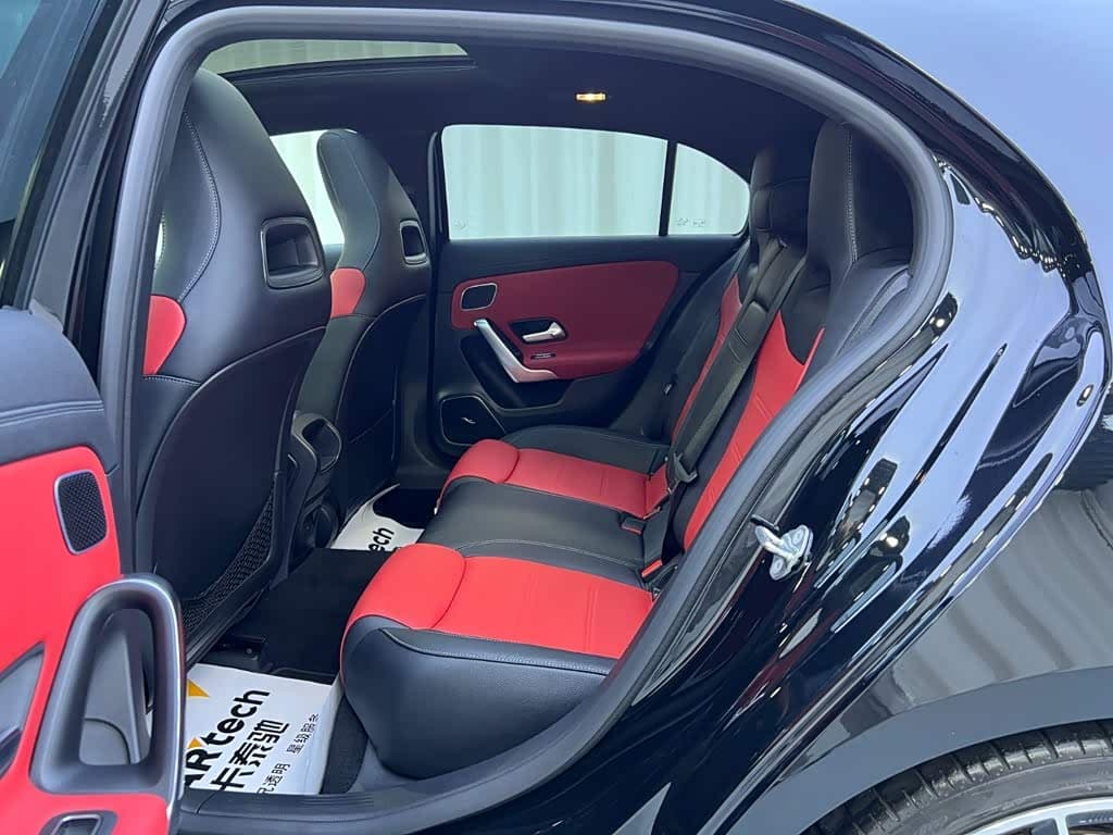 Mercedes-Benz A-Class AMG 2023 — Фото 8/20
