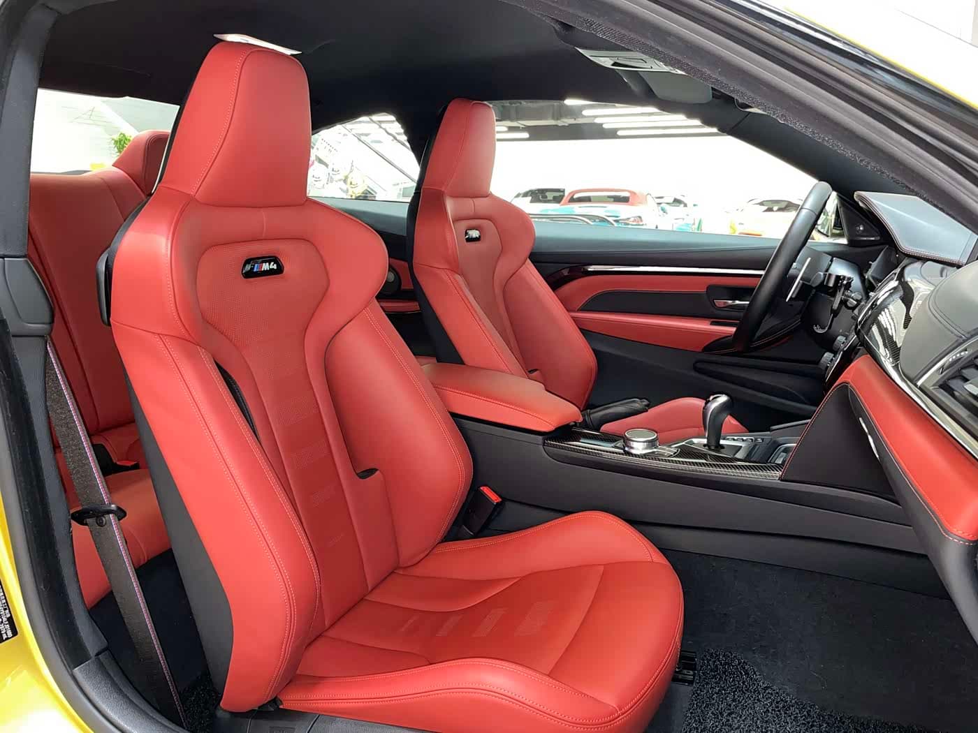 BMW M4 2020 — Фото 19/20
