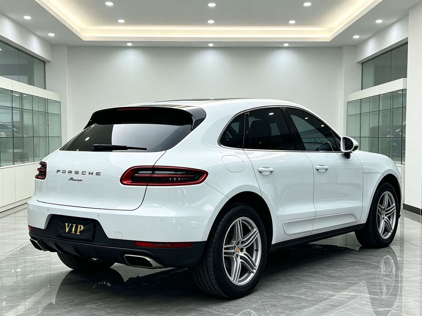 Porsche Macan 2018 — Фото 4/14