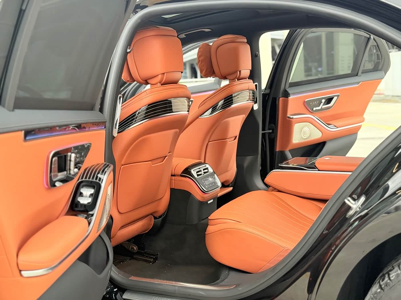 Mercedes-Benz S-Class 2023 — Фото 5/18