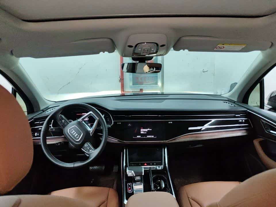Audi Q7 2026 — Фото 5/9
