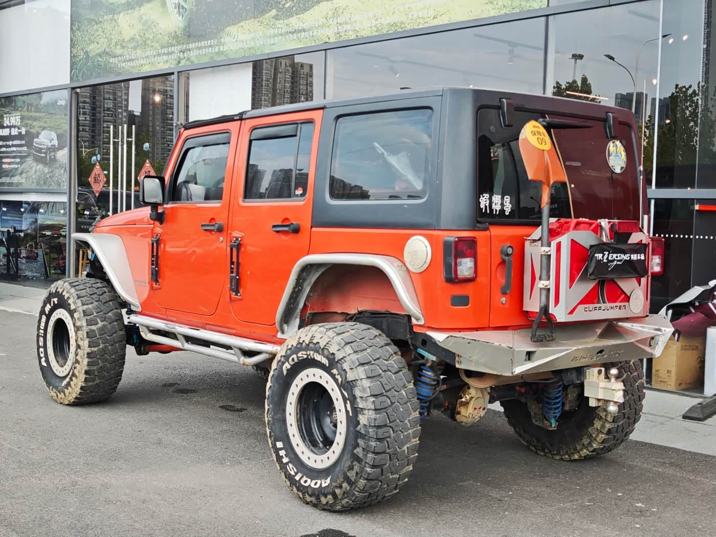 Jeep Wrangler 2015 — Фото 5/16
